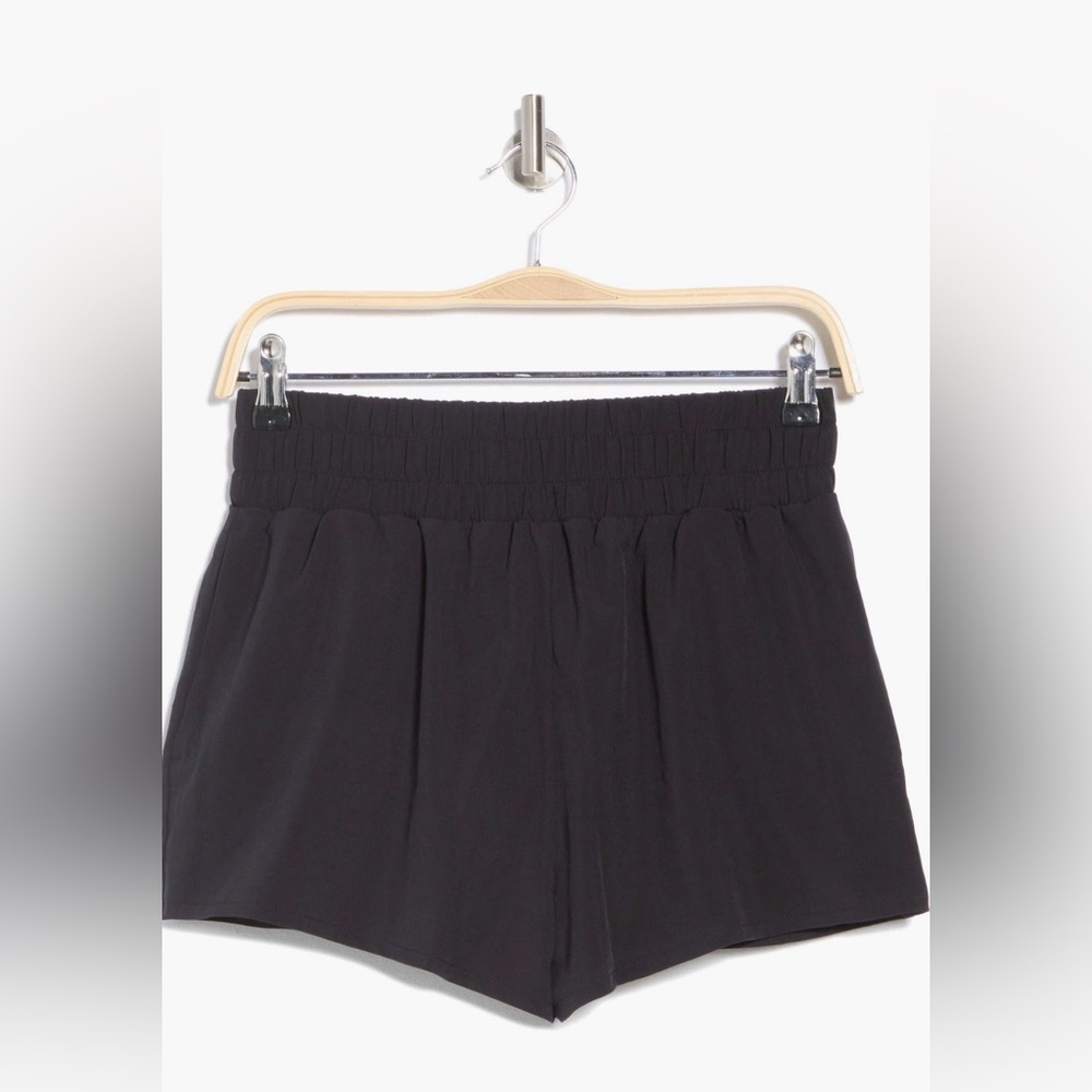 Z by Zella Women's Black Elastic Waist Shorts Size Medium